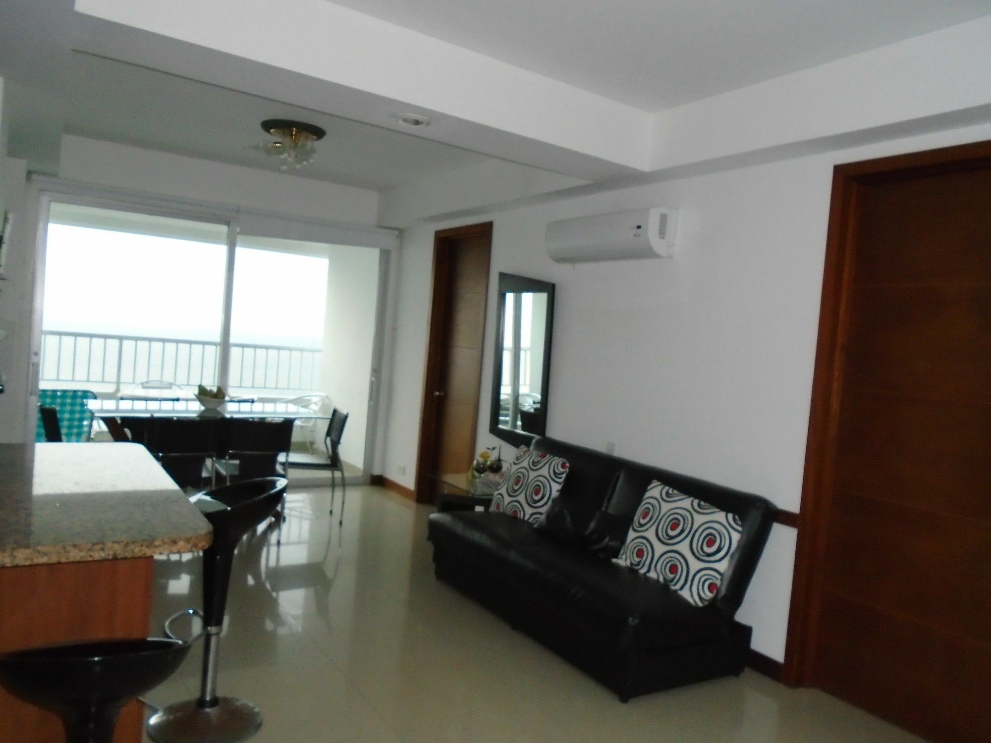 Edificio Palmetto - Frente Al Mar * Cartagena